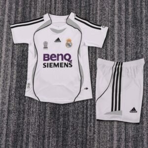 2006 07 Season Real Madrid Jersey 06/07 Home Soccer Retro Jerseys kids (Jersey+Shorts)